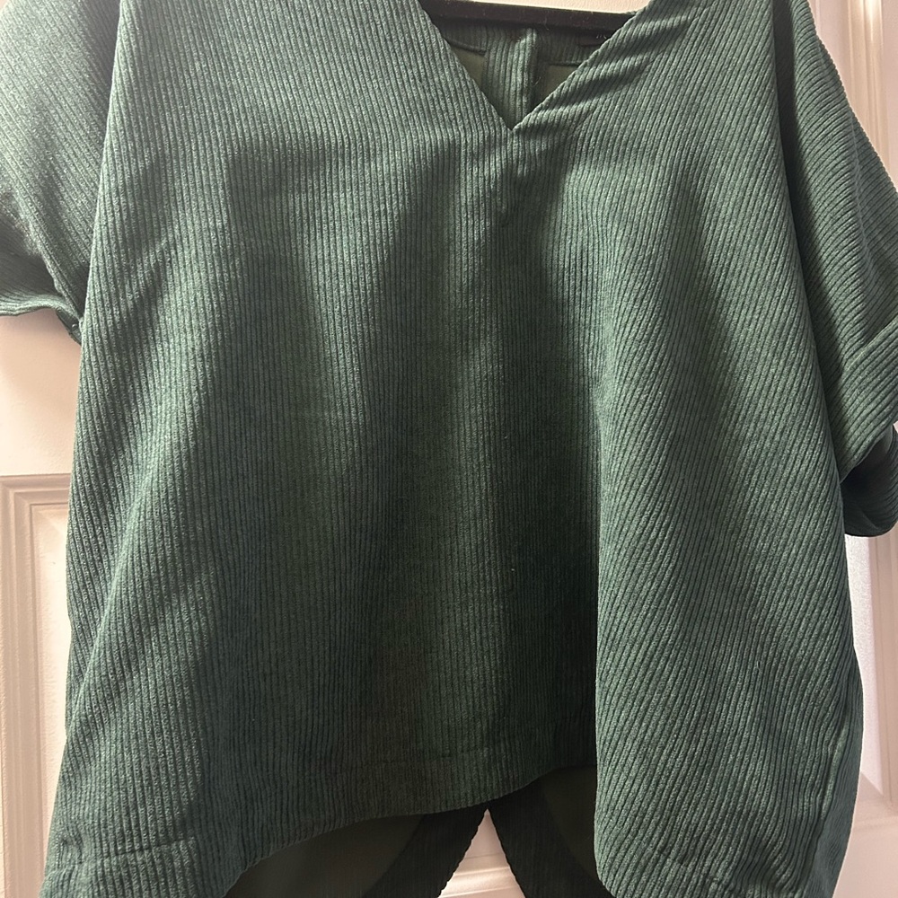 Madewell Green V-Neck Women's Top corduroy